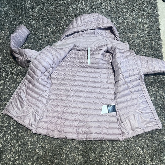 LULULEMON Down Jacket - Picture 5 of 16